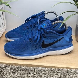 Nike Flex RN Women's Size 8 Running Casual Comfort Gym Workout Shoes